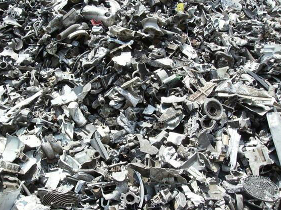 �U�X����4